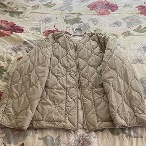 Zara Quilted Puffer Jacket in Light Beige